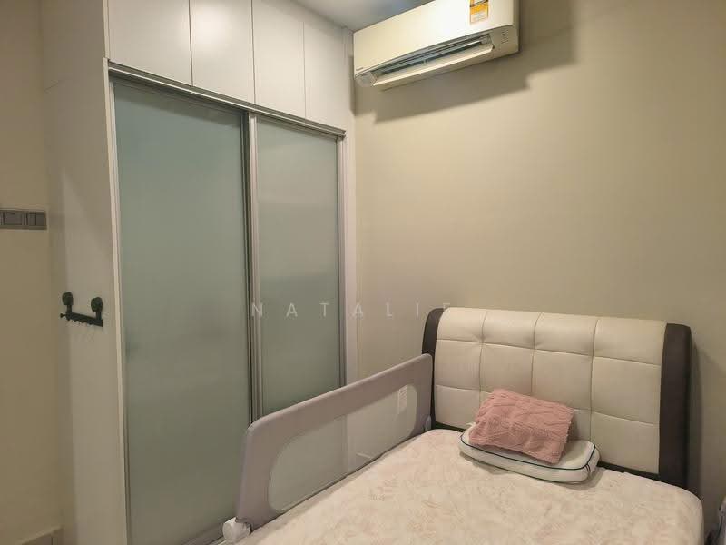 Kondominium untuk Dijual di Dwiputra Residences - Natalie Loke - Bedroom - PropertyGuru.com.my