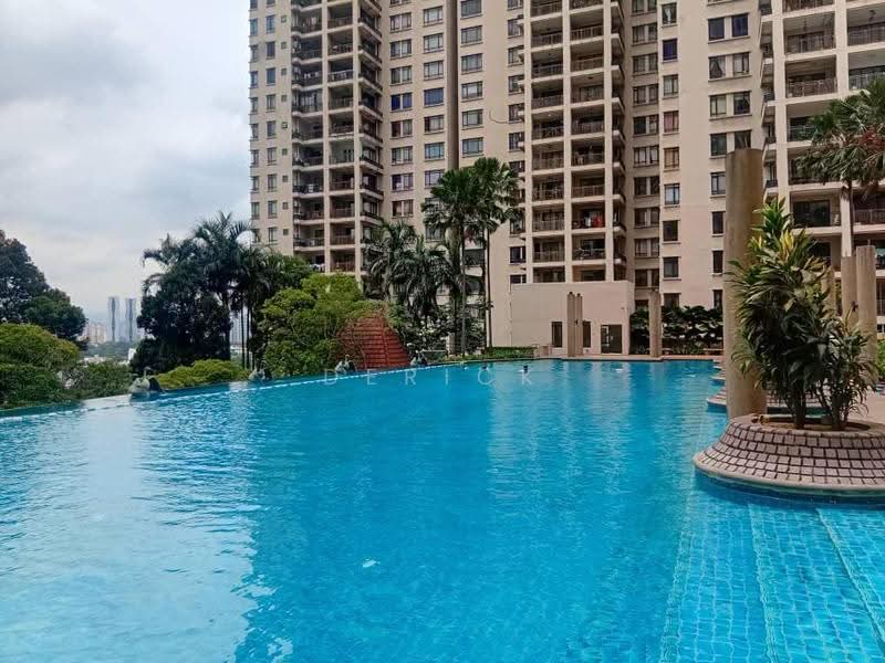 Kondominium untuk Dijual di Royal Domain Sri Putramas 2 - Derick Wu - Exterior - PropertyGuru.com.my