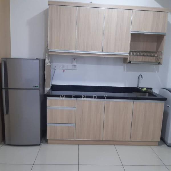Kediaman Servis untuk Disewa di Utropolis Suites 2 - Wendy Lam - Kitchen - PropertyGuru.com.my
