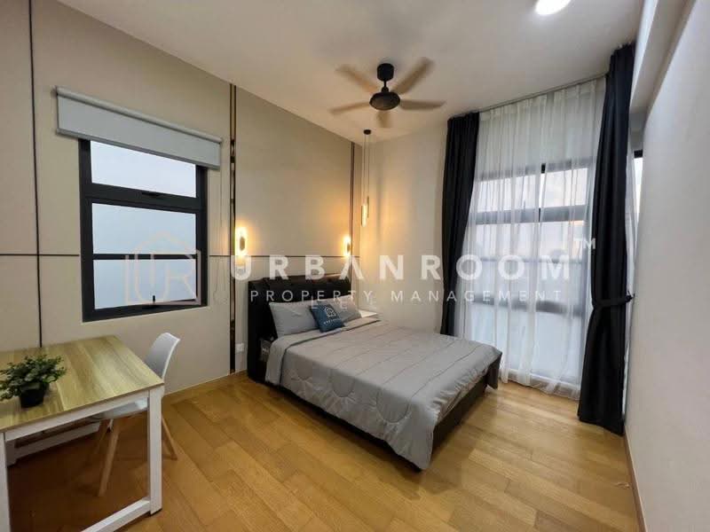 Service Residence for Sale at Union Suites - Lee Pinjun - Bedroom - PropertyGuru.com.my