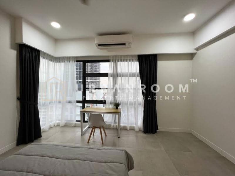 Service Residence for Sale at Union Suites - Lee Pinjun - Bedroom - PropertyGuru.com.my