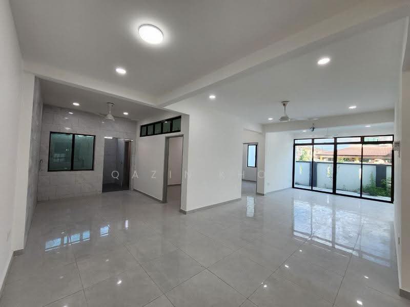 Rumah Teres 2-Tingkat untuk Dijual di Bercham (Ipoh) - Qazin Khoo - Living Room - PropertyGuru.com.my