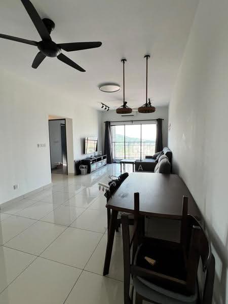 Kondominium untuk Disewa di The Holmes 2 - Obama Seah - Living Room - PropertyGuru.com.my