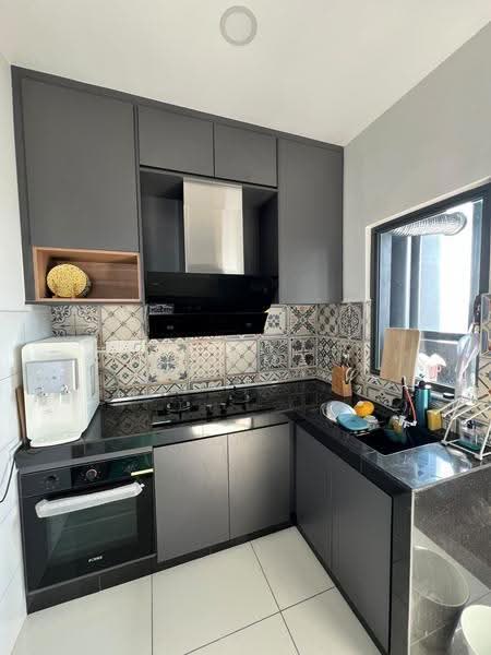 Kondominium untuk Disewa di The Holmes 2 - Obama Seah - Kitchen - PropertyGuru.com.my