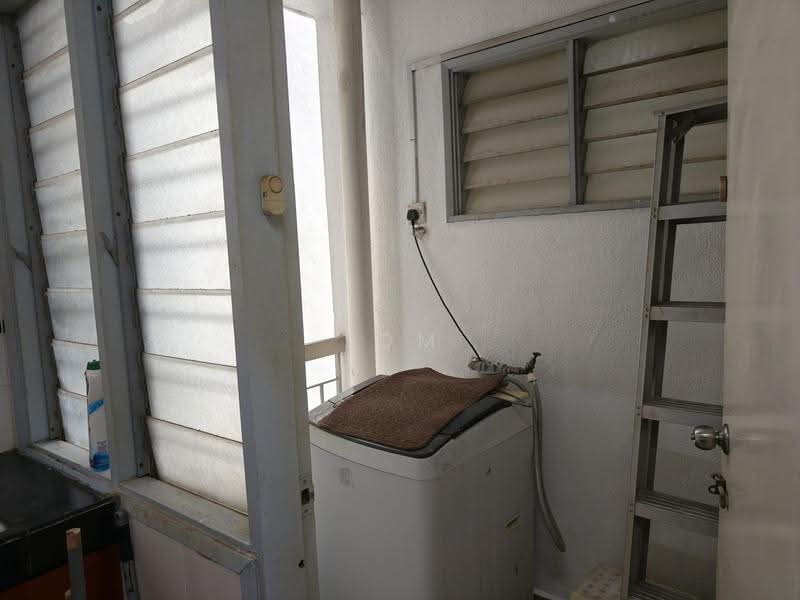 Condominium for Rent at Greenpark - Tom - Balcony - PropertyGuru.com.my