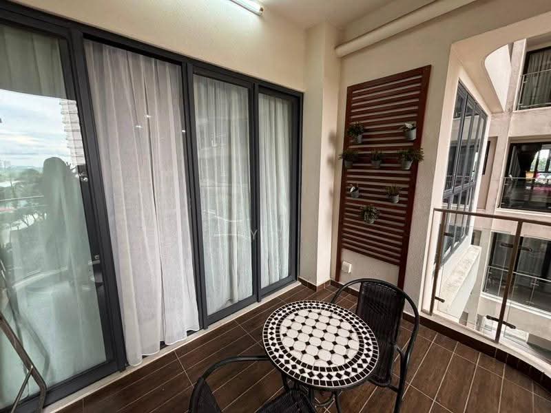 Condominium for Rent at Royal Strand @ Country Garden Danga Bay - YC Fung - Balcony - PropertyGuru.com.my
