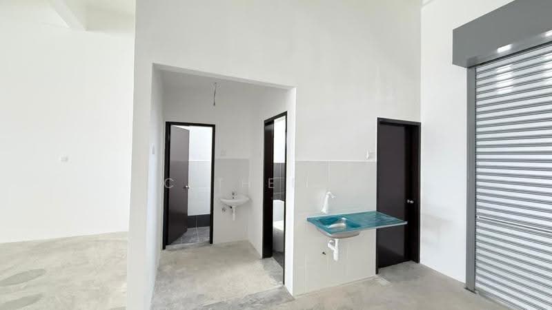 Retail Space untuk Disewa di Kota Masai (Pasir Gudang) - Catherine Ong - Bathroom - PropertyGuru.com.my