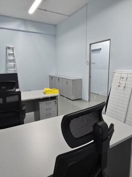 Shop / Office untuk Disewa di Larkin (Johor Bahru) - Catherine Ong - Interior - PropertyGuru.com.my