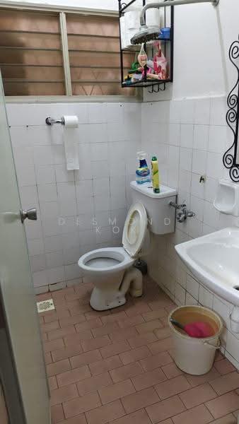 1-storey Terraced House for Sale in Kepong (Kuala Lumpur) - Desmond Kok - Bathroom - PropertyGuru.com.my
