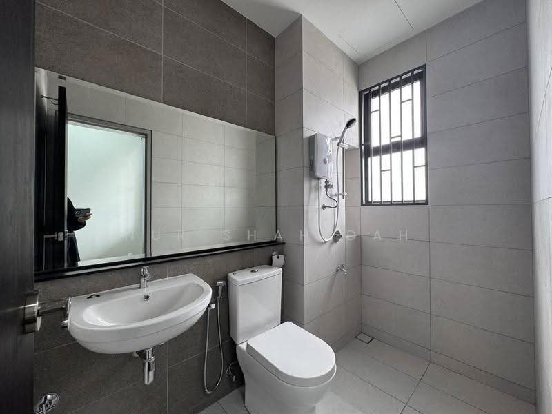 Rumah Teres 2-Tingkat untuk Disewa di Elmina (Shah Alam) - Nur Shahidah - PropertyGuru.com.my