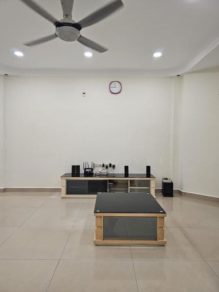 2-storey Terraced House for Rent in Bandar Sungai Long (Selangor) - Stella Lee - Living Room - PropertyGuru.com.my
