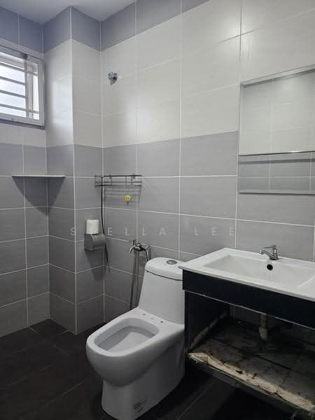 2-storey Terraced House for Rent in Bandar Sungai Long (Selangor) - Stella Lee - Bathroom - PropertyGuru.com.my