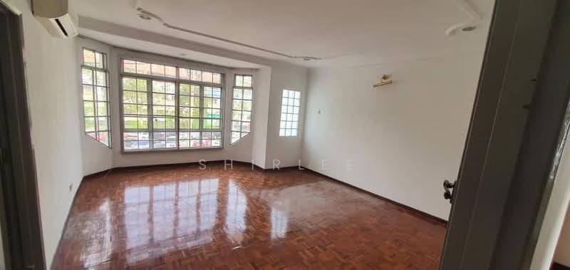 Rumah Teres 2-Tingkat untuk Dijual di BANDAR PUCHONG JAYA (Puchong) - Shirlee Toh - Living Room - PropertyGuru.com.my