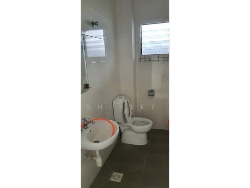 Rumah Teres 2-Tingkat untuk Dijual di BANDAR PUCHONG JAYA (Puchong) - Shirlee Toh - Bathroom - PropertyGuru.com.my