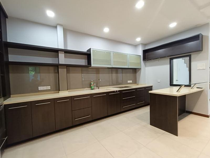 Cluster House for Rent in Austin Heights (Tebrau) - Chew Chee Yee - Kitchen - PropertyGuru.com.my