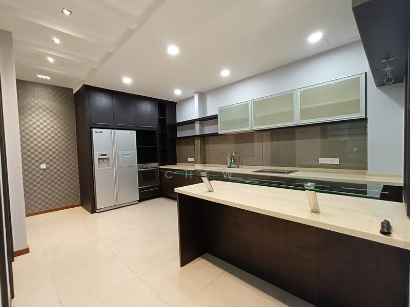 Cluster House for Rent in Austin Heights (Tebrau) - Chew Chee Yee - Kitchen - PropertyGuru.com.my