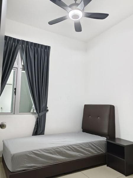 Kediaman Servis untuk Disewa di Meridin Bayvue @ Sierra Perdana - YC Fung - Bedroom - PropertyGuru.com.my