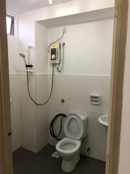 Kediaman Servis untuk Disewa di Tebrau City Residences - YC Fung - Bathroom - PropertyGuru.com.my