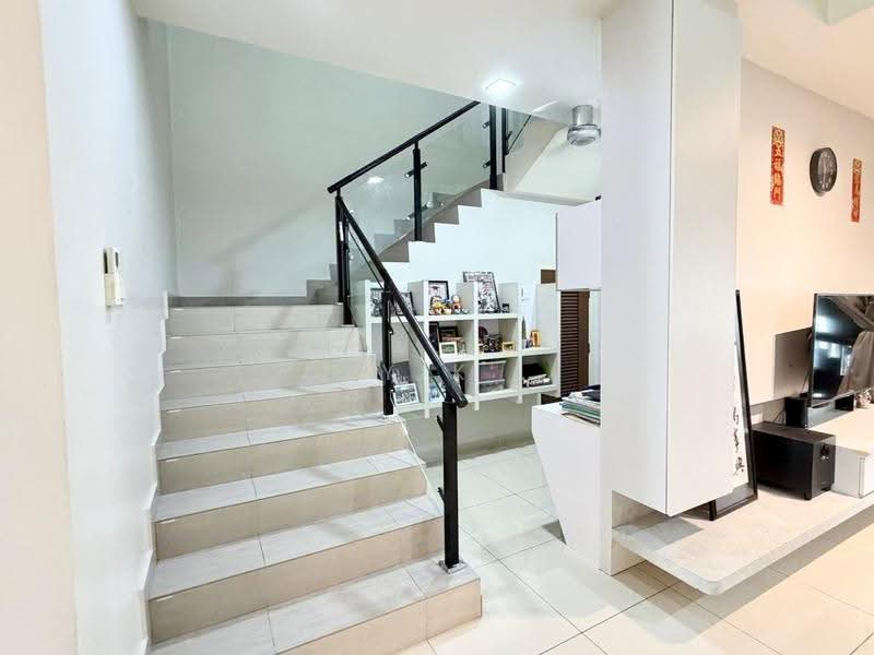 Rumah Teres 2-Tingkat untuk Dijual di Taman Seri Austin (Tebrau) - Yik Tat - PropertyGuru.com.my