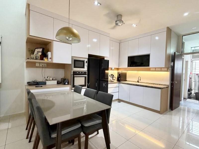 Rumah Teres 2-Tingkat untuk Dijual di Taman Seri Austin (Tebrau) - Yik Tat - PropertyGuru.com.my