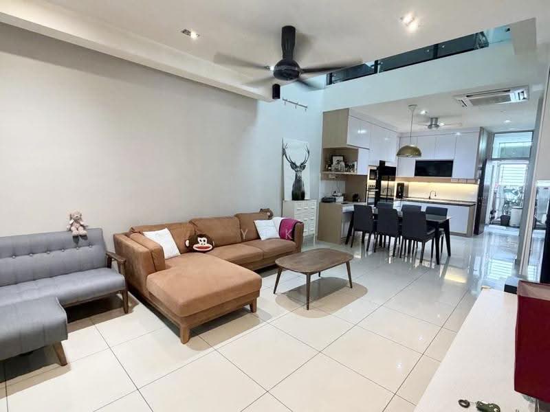 Rumah Teres 2-Tingkat untuk Dijual di Taman Seri Austin (Tebrau) - Yik Tat - PropertyGuru.com.my