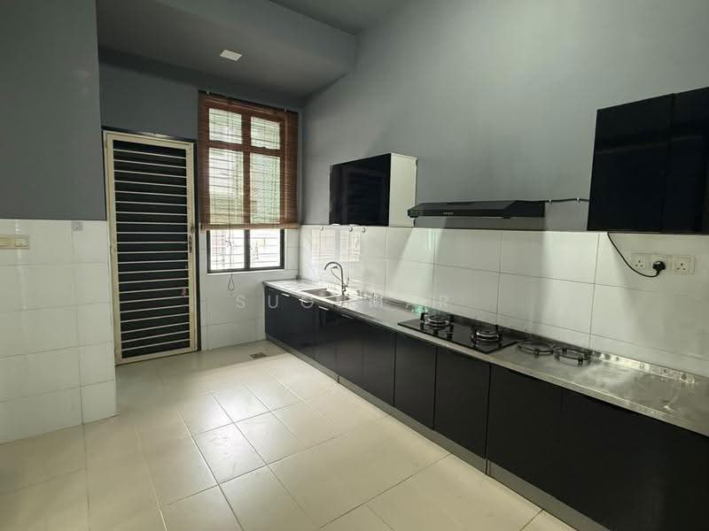 Rumah Teres untuk Disewa di Alam Impian (Shah Alam) - Sugumar - Kitchen - PropertyGuru.com.my