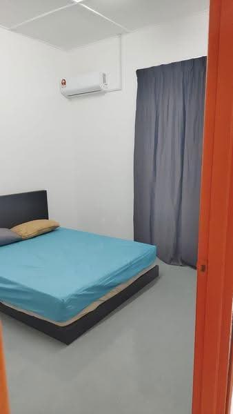 1-storey Terraced House for Rent in Taman Johor Jaya (Johor Bahru) - YC Fung - Bedroom - PropertyGuru.com.my