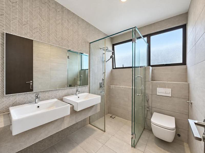 Rumah Teres 3-Tingkat untuk Dijual di Cyberjaya (Selangor) - Effendy Shohaili - Bathroom - PropertyGuru.com.my