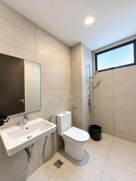 Rumah Teres 3-Tingkat untuk Dijual di Cyberjaya (Selangor) - Effendy Shohaili - Bathroom - PropertyGuru.com.my