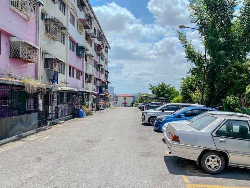 Flat for Sale at Taman Bukit Mewah - Muz Hafiz - Exterior - PropertyGuru.com.my