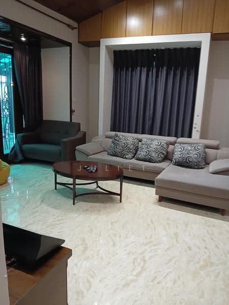 Bungalow House for Sale in Ampang (Kuala Lumpur) - Juliet . - Living Room - PropertyGuru.com.my