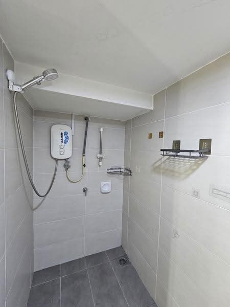 Service Residence for Rent at Pinnacle Kelana Jaya - Allen Tan - Bathroom - PropertyGuru.com.my