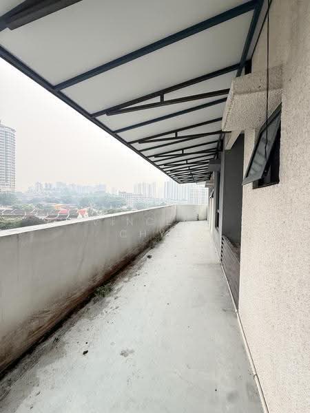 Kondominium untuk Disewa di Riverville Residences - Vincent Chye - Balcony - PropertyGuru.com.my
