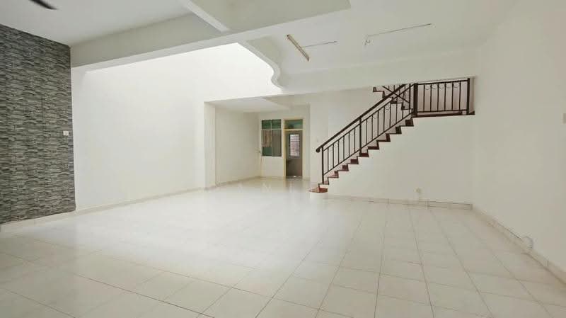 Rumah Teres 2-Tingkat untuk Disewa di Taman Sri Pulai Perdana (Skudai) - Daniel Yong - Living Room - PropertyGuru.com.my