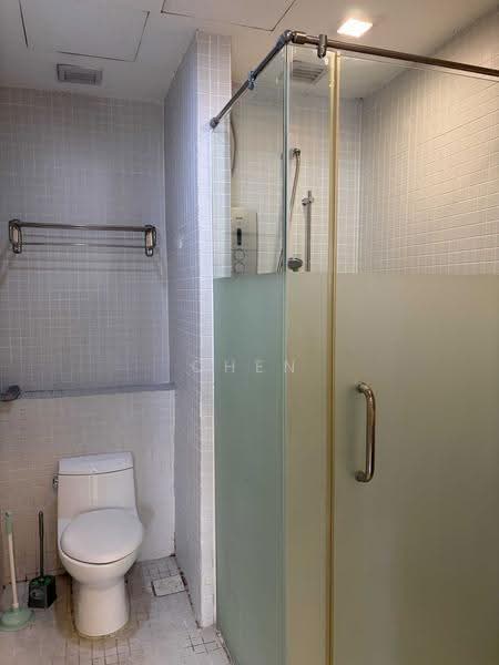Kondominium untuk Disewa di 10 Semantan Suites - Chen Kah Seng - Bathroom - PropertyGuru.com.my