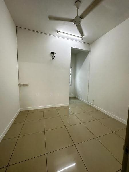 Rumah Teres 2-Tingkat untuk Dijual di Bandar Saujana Putra (Tanjong Duabelas) - Miki You - Interior - PropertyGuru.com.my