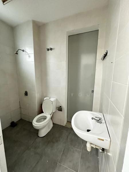 Rumah Teres 2-Tingkat untuk Dijual di Bandar Saujana Putra (Tanjong Duabelas) - Miki You - Bathroom - PropertyGuru.com.my