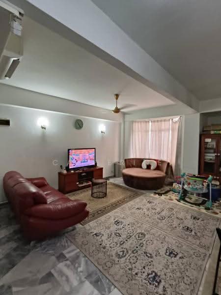 Pangsapuri untuk Disewa di Subang Perdana Goodyear Court 10 - Catherine Tan - Living Room - PropertyGuru.com.my