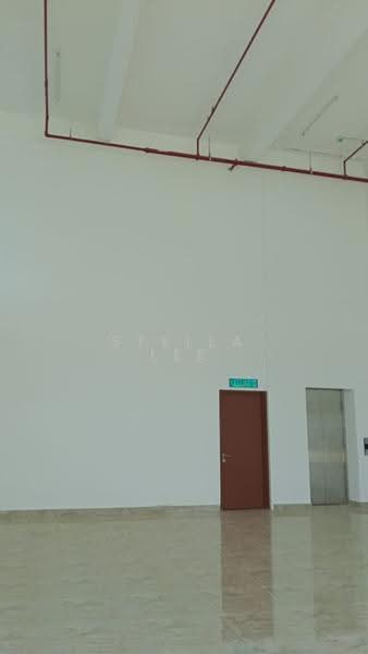 Kilang Terpisah untuk Dijual di Balakong (Selangor) - Stella Lee - Entrance - PropertyGuru.com.my