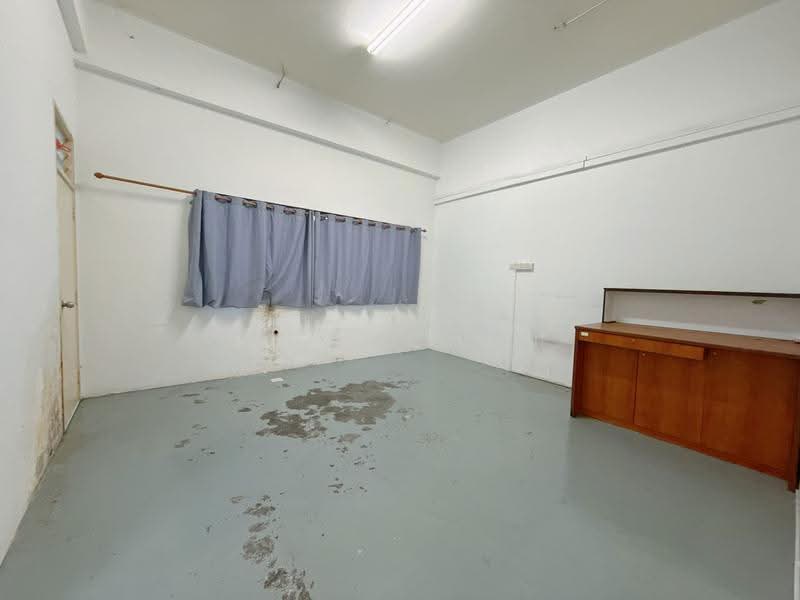 Shop / Office for Rent in Taman Pelangi Indah (Ulu Tiram) - Even Chun - PropertyGuru.com.my