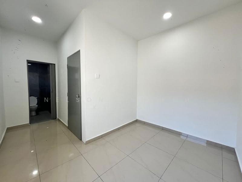 2-storey Terraced House for Sale in Kempas (Johor Bahru) - Nelson Tan Poh Kiong - PropertyGuru.com.my