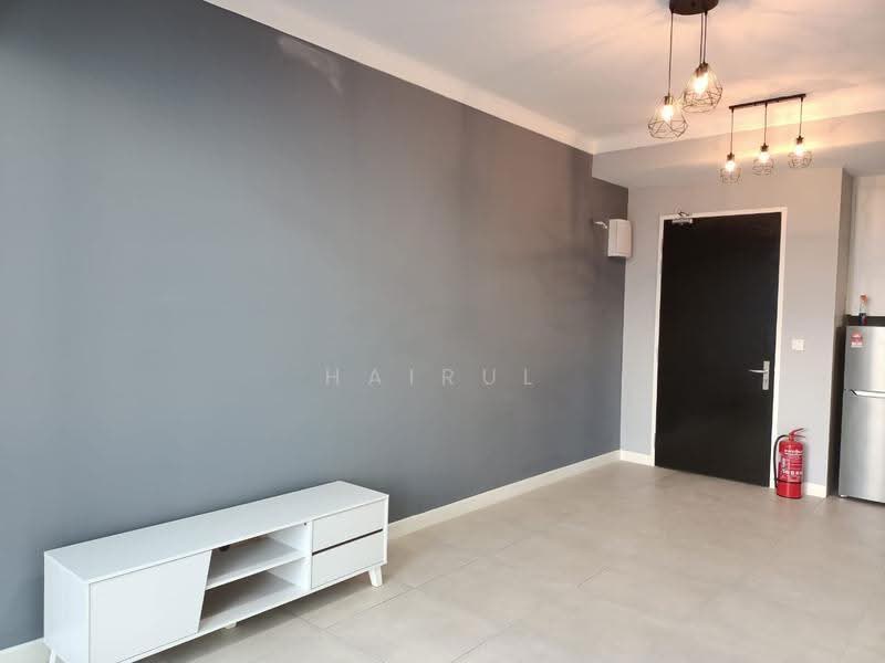Kediaman Servis untuk Dijual di Sky Meridien - Hairul Ramli - Living Room - PropertyGuru.com.my