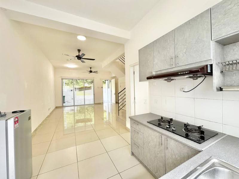 3-storey Terraced House for Sale in Balakong (Selangor) - Mohd Nazri Roslan - PropertyGuru.com.my