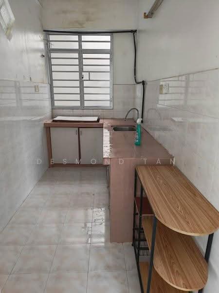 Pangsapuri untuk Dijual di Mutiara Indah Apartment - Desmond Tan - Kitchen - PropertyGuru.com.my