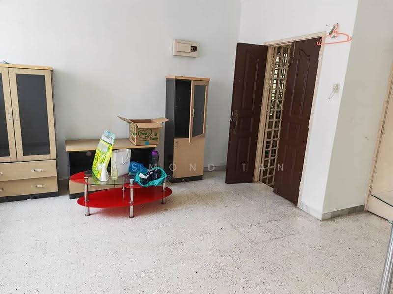 Pangsapuri untuk Dijual di Mutiara Indah Apartment - Desmond Tan - Living Room - PropertyGuru.com.my