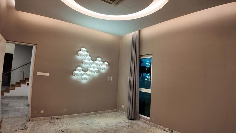 Bungalow House untuk Dijual di Taman Equine (Seri Kembangan) - Shin Nie - Interior - PropertyGuru.com.my