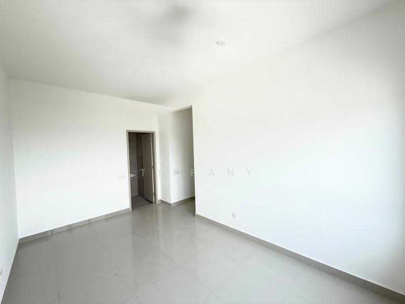 Kondominium untuk Dijual di Mori Residences - Tiffany Yang - Master Bedroom attached Bathroom - PropertyGuru.com.my