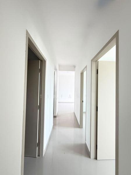 Kondominium untuk Dijual di Mori Residences - Tiffany Yang - Corridor - PropertyGuru.com.my