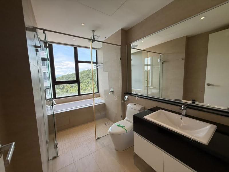 Kondominium untuk Dijual di The Marin at Ferringhi - Carson Chuah - Bathroom - PropertyGuru.com.my