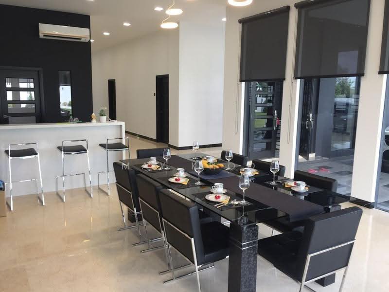 Bungalow House for Sale in Bandar Seri Alam (Masai) - May Khoo - Dining Room - PropertyGuru.com.my
